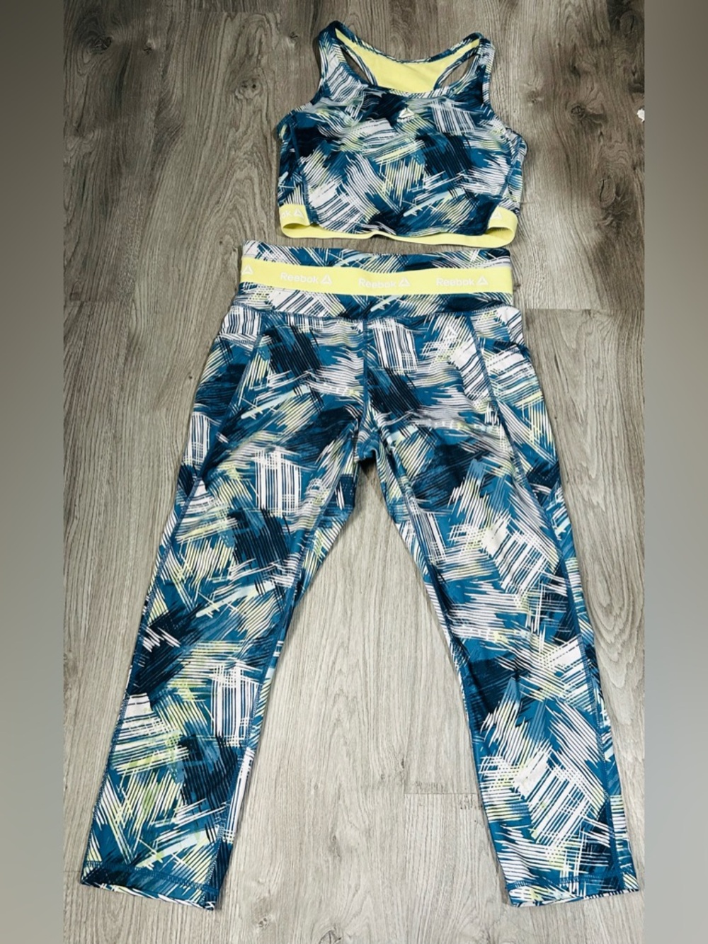 ⭐️Reebok Women’s L Workout Bra+Leggings Set Blue Abstract